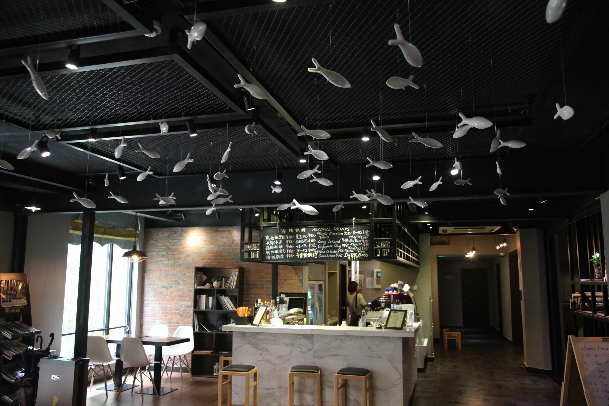 Shanghai Fish Inn East Nanjing Road Exterior foto